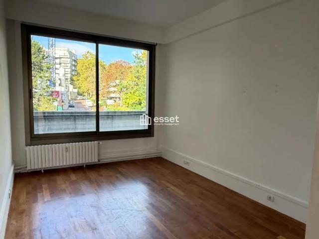 Tout savoir sur cet appartement dans le quartier Centre, à Saint Cloud