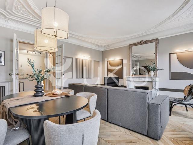 Tout savoir sur cet appartement dans le quartier Chaillot, à Paris 16ème