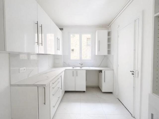 Tout savoir sur cet appartement dans le quartier Chaillot, à Paris 16ème