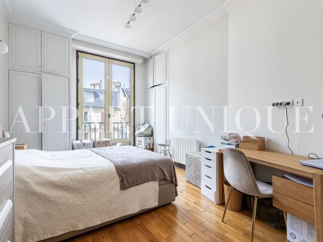 Tout savoir sur cet appartement dans le quartier Chaillot, à Paris 16ème