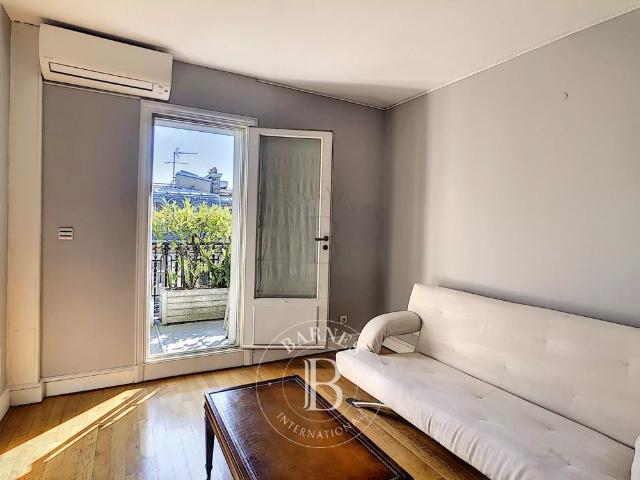 Tout savoir sur cet appartement dans le quartier Chaillot, à Paris 16ème