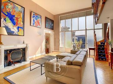 Tout savoir sur cet appartement dans le quartier Chaillot, à Paris 16ème