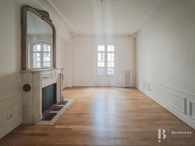 Tout savoir sur cet appartement dans le quartier Chaillot, à Paris 16ème