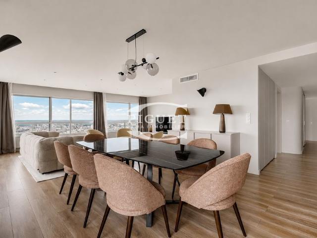 Tout savoir sur cet appartement dans le quartier Citroën Boucicaut, à Paris 15ème