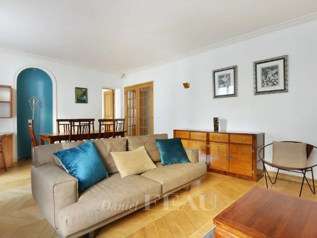 Tout savoir sur cet appartement dans le quartier Archives, à Paris 3ème