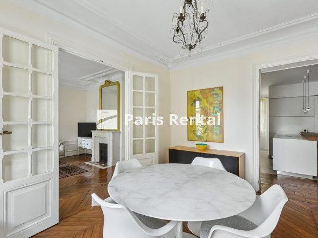 Tout savoir sur cet appartement dans le quartier Arsenal, à Paris 4ème