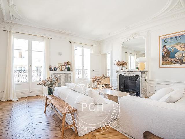 Tout savoir sur cet appartement dans le quartier Auteuil Nord, à Paris 16ème