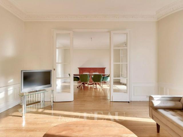 Tout savoir sur cet appartement dans le quartier Auteuil Nord, à Paris 16ème