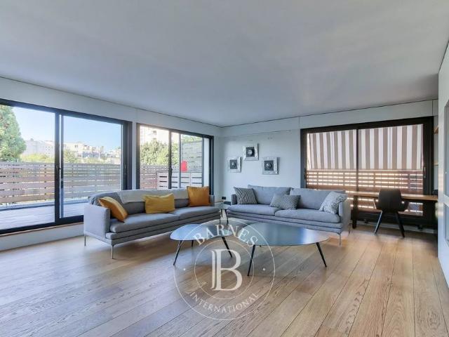 Tout savoir sur cet appartement dans le quartier Auteuil Nord, à Paris 16ème