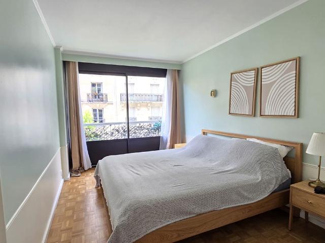 Tout savoir sur cet appartement dans le quartier Auteuil Sud, à Paris 16ème