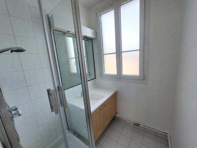 Tout savoir sur cet appartement dans le quartier Auteuil Sud, à Paris 16ème