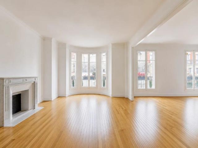 Tout savoir sur cet appartement dans le quartier Auteuil Sud, à Paris 16ème