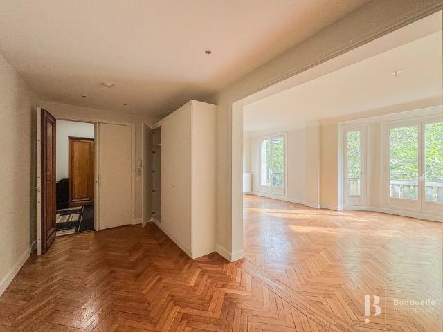 Tout savoir sur cet appartement dans le quartier Auteuil Sud, à Paris 16ème