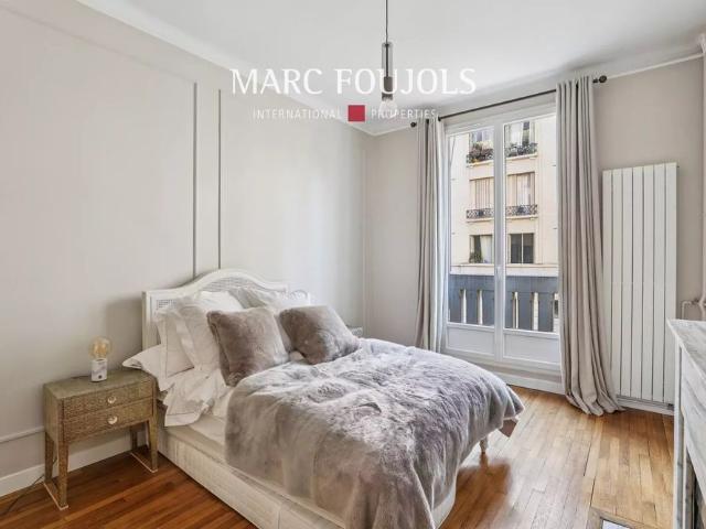Tout savoir sur cet appartement dans le quartier Bois de Boulogne, à Paris 16ème