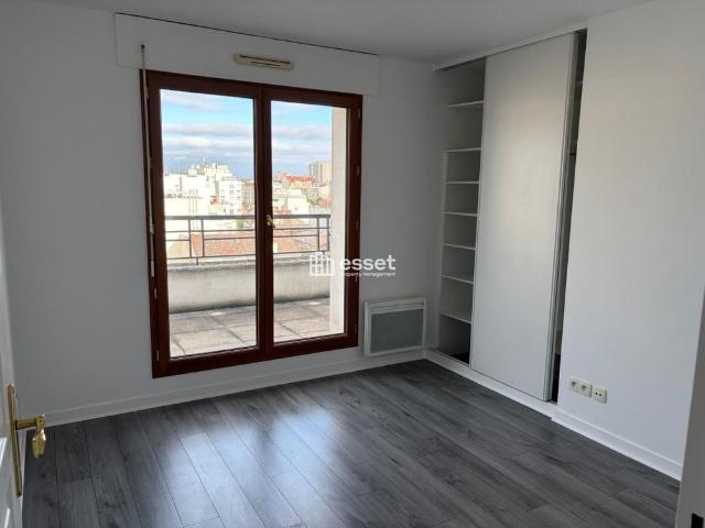 Tout savoir sur cet appartement dans le quartier Bécon, à Courbevoie