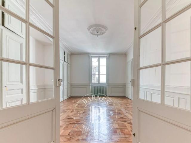 Tout savoir sur cet appartement dans le quartier Bellecour Ainay, à Lyon 2ème
