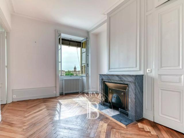 Tout savoir sur cet appartement dans le quartier Bellecour Ainay, à Lyon 2ème