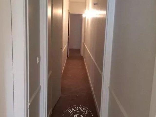 Tout savoir sur cet appartement dans le quartier Gros Caillou, à Paris 7ème
