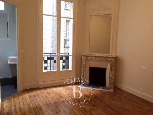 Tout savoir sur cet appartement dans le quartier Gros Caillou, à Paris 7ème