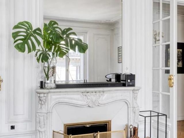 Tout savoir sur cet appartement dans le quartier Gros Caillou, à Paris 7ème