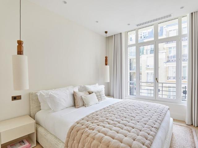 Tout savoir sur cet appartement dans le quartier Gros Caillou, à Paris 7ème