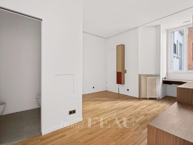 Tout savoir sur cet appartement dans le quartier Gros Caillou, à Paris 7ème