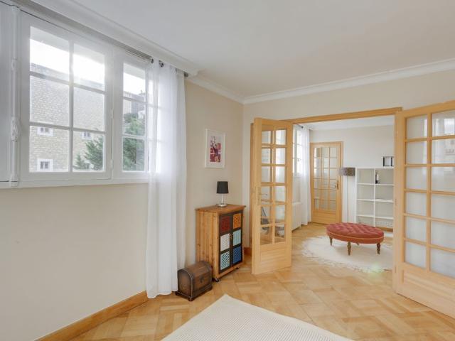 Tout savoir sur cet appartement dans le quartier Gros Caillou, à Paris 7ème