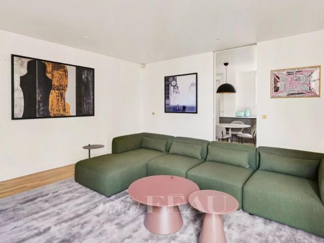 Tout savoir sur cet appartement dans le quartier Gros Caillou, à Paris 7ème