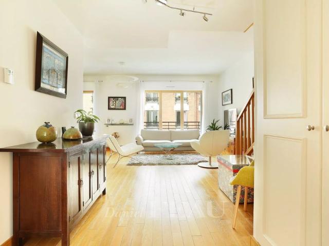 Tout savoir sur cet appartement dans le quartier Emeriau Zola, à Paris 15ème