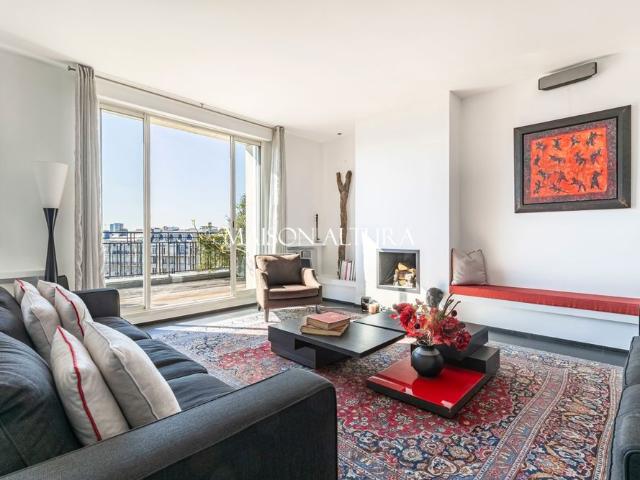 Tout savoir sur cet appartement dans le quartier Ecole Militaire, à Paris 7ème
