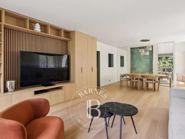 Tout savoir sur cet appartement dans le quartier Ecole Militaire, à Paris 7ème