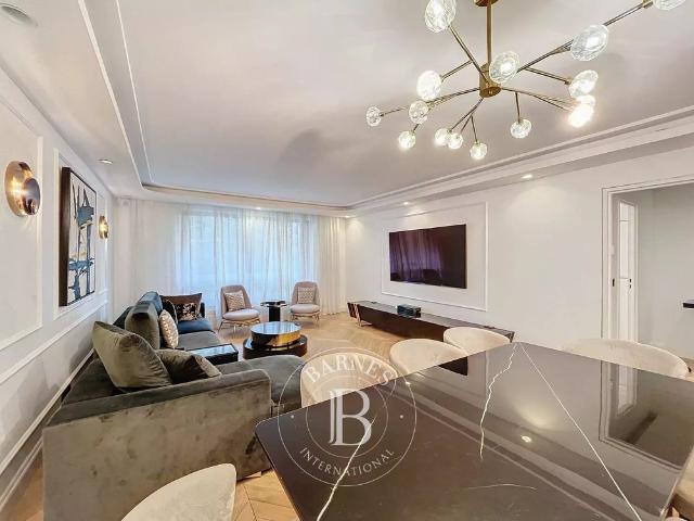 Tout savoir sur cet appartement dans le quartier Eiffel, à Levallois Perret