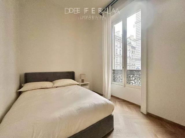 Tout savoir sur cet appartement dans le quartier Elysées Madeleine, à Paris 8ème