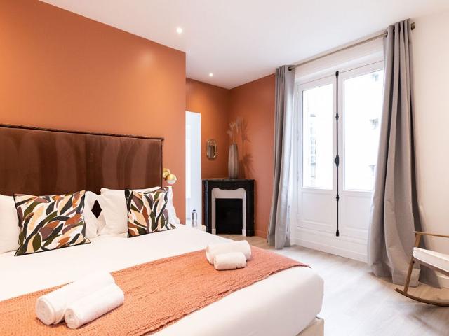 Tout savoir sur cet appartement dans le quartier Hoche Friedland, à Paris 8ème