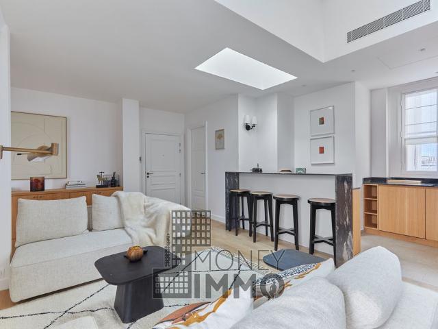 Tout savoir sur cet appartement dans le quartier Invalides, à Paris 7ème