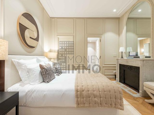 Tout savoir sur cet appartement dans le quartier Invalides, à Paris 7ème