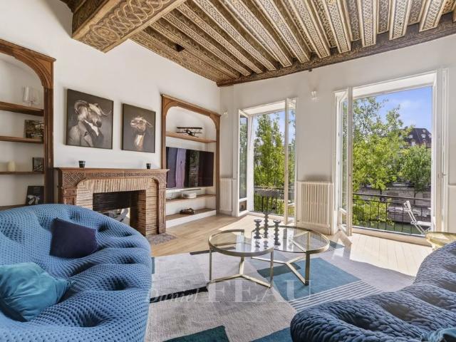 Tout savoir sur cet appartement dans le quartier Île de la Cité, à Paris 1er