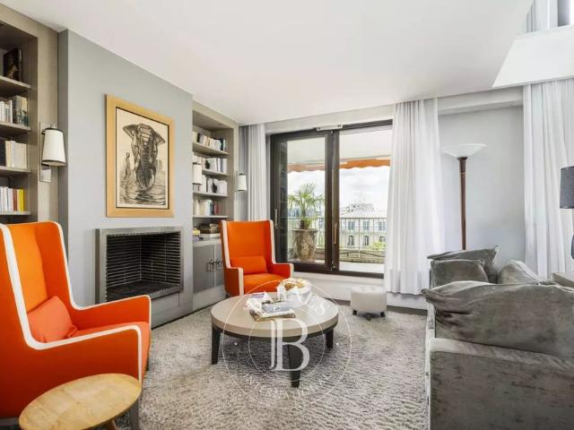 Tout savoir sur cet appartement dans le quartier Ile de la Jatte Parc d'Orléans, à Neuilly sur Seine