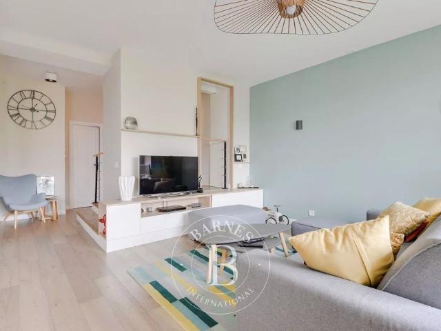 Tout savoir sur cet appartement dans le quartier Ile de la Jatte Parc d'Orléans, à Neuilly sur Seine