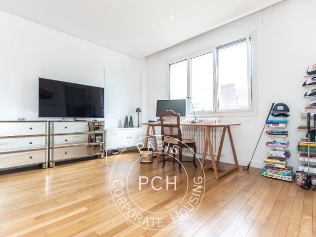Tout savoir sur cet appartement dans le quartier Ile de la Jatte Parc d'Orléans, à Neuilly sur Seine