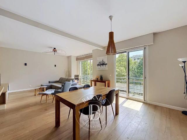 Tout savoir sur cet appartement dans le quartier Ile de la Jatte Parc d'Orléans, à Neuilly sur Seine