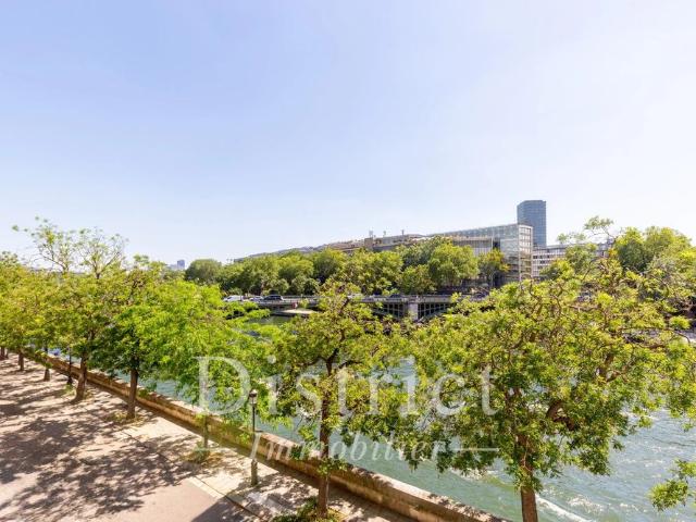 Tout savoir sur cet appartement dans le quartier Île Saint Louis, à Paris 4ème