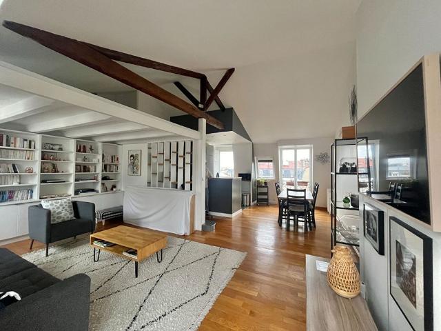 Tout savoir sur cet appartement dans le quartier Lorette Martyrs, à Paris 9ème