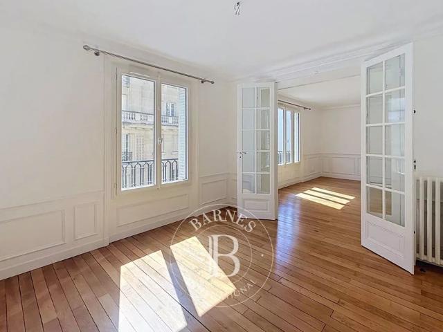 Tout savoir sur cet appartement dans le quartier La Plaine des Sablons, à Neuilly sur Seine