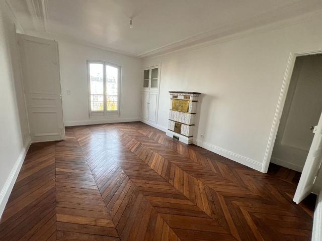 Tout savoir sur cet appartement dans le quartier La Plaine des Sablons, à Neuilly sur Seine