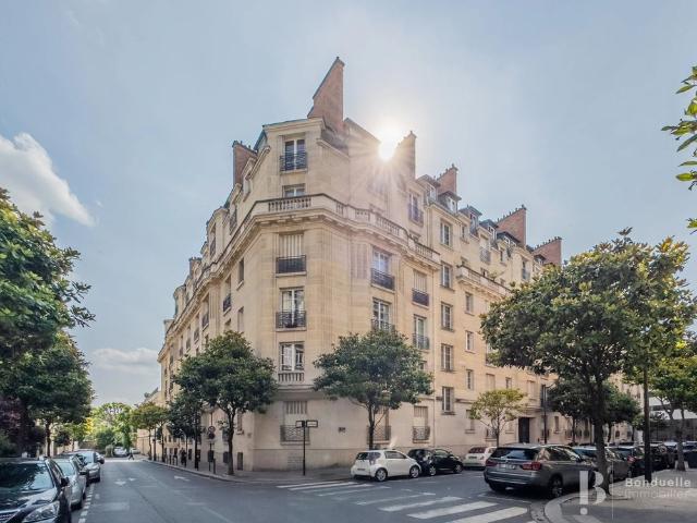 Tout savoir sur cet appartement dans le quartier La Plaine des Sablons, à Neuilly sur Seine