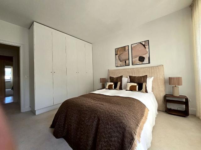 Tout savoir sur cet appartement dans le quartier La Plaine des Sablons, à Neuilly sur Seine