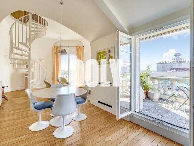 Tout savoir sur cet appartement dans le quartier La Plaine des Sablons, à Neuilly sur Seine