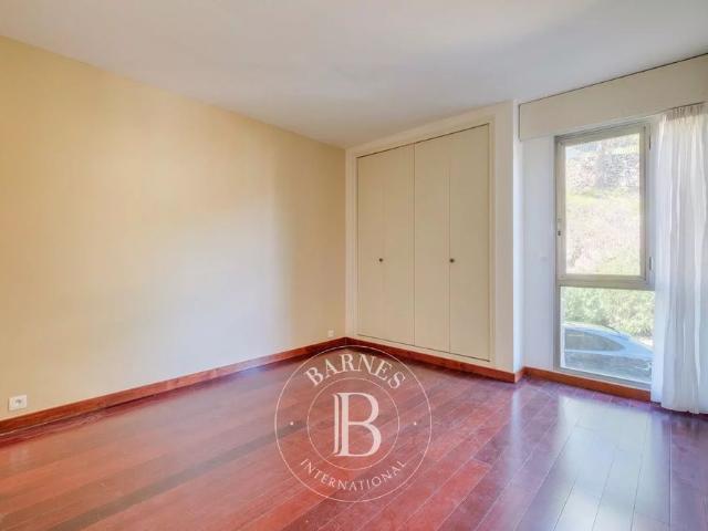 Tout savoir sur cet appartement dans le quartier Le Roucas Blanc, à Marseille 7ème