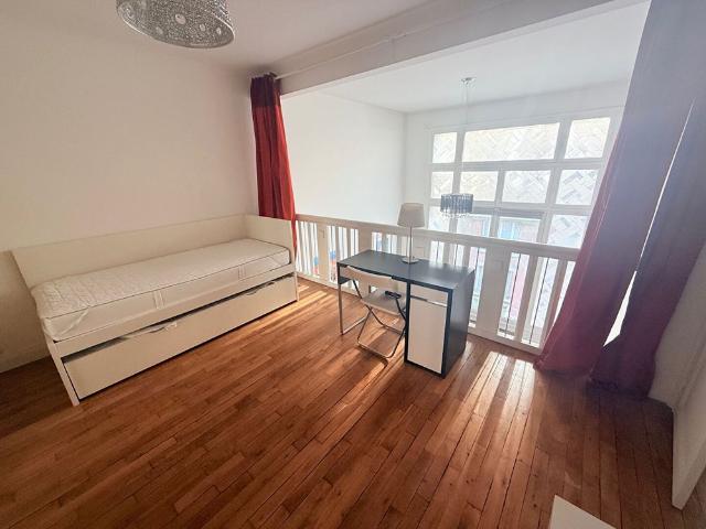 Tout savoir sur cet appartement dans le quartier Legendre Lévis, à Paris 17ème